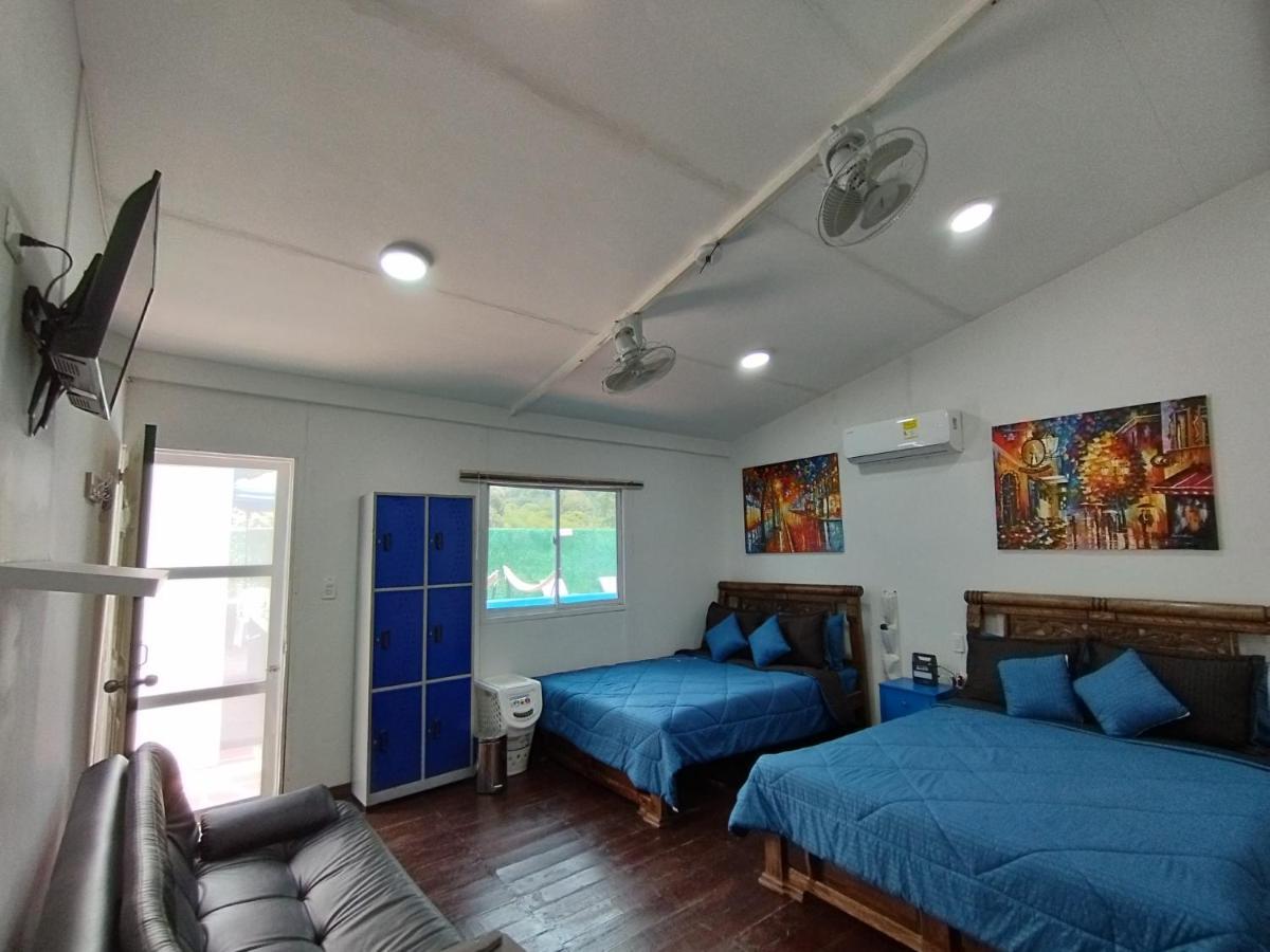 Hostal Paraiso Мінка Екстер'єр фото
