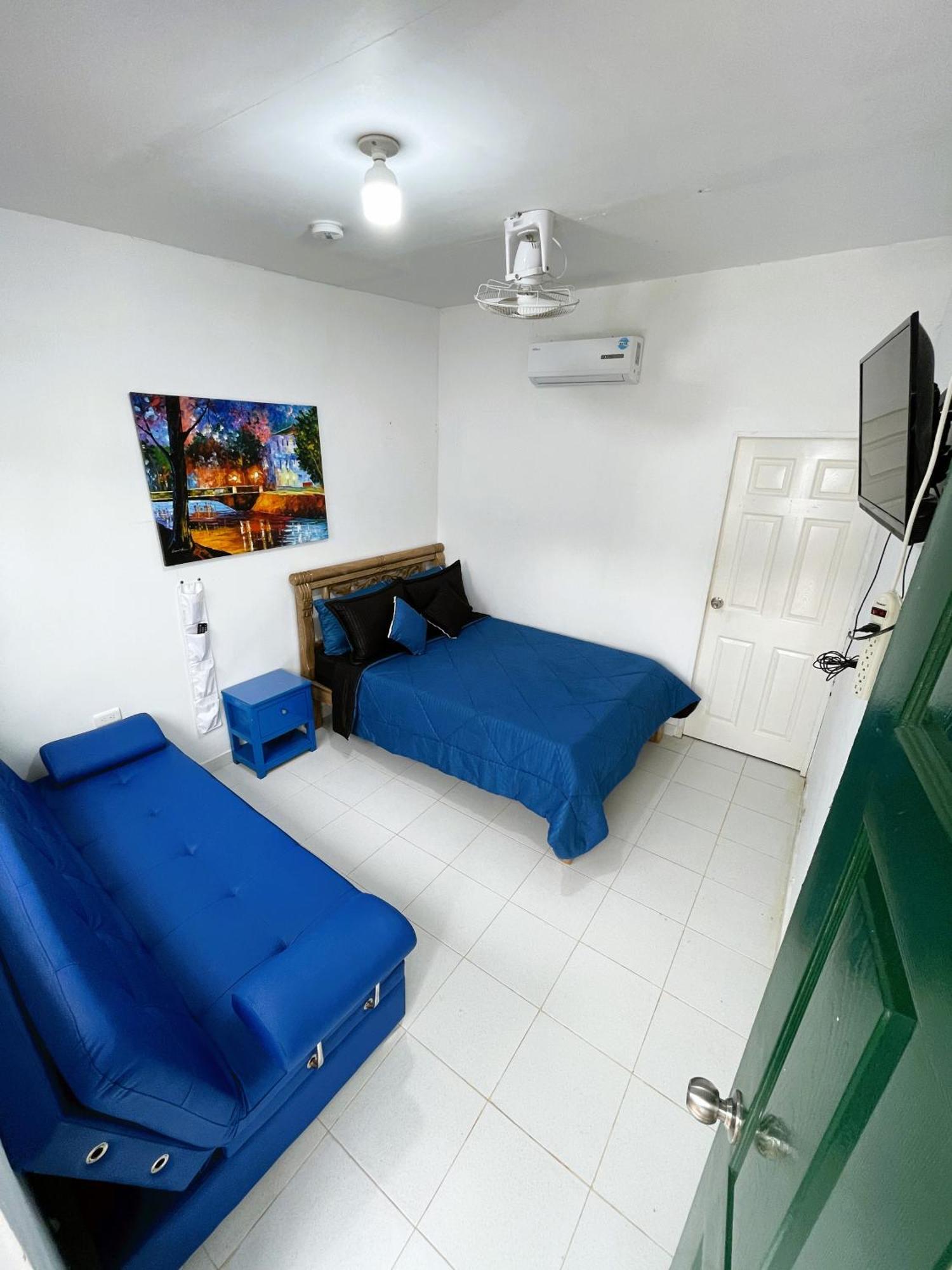 Hostal Paraiso Мінка Екстер'єр фото
